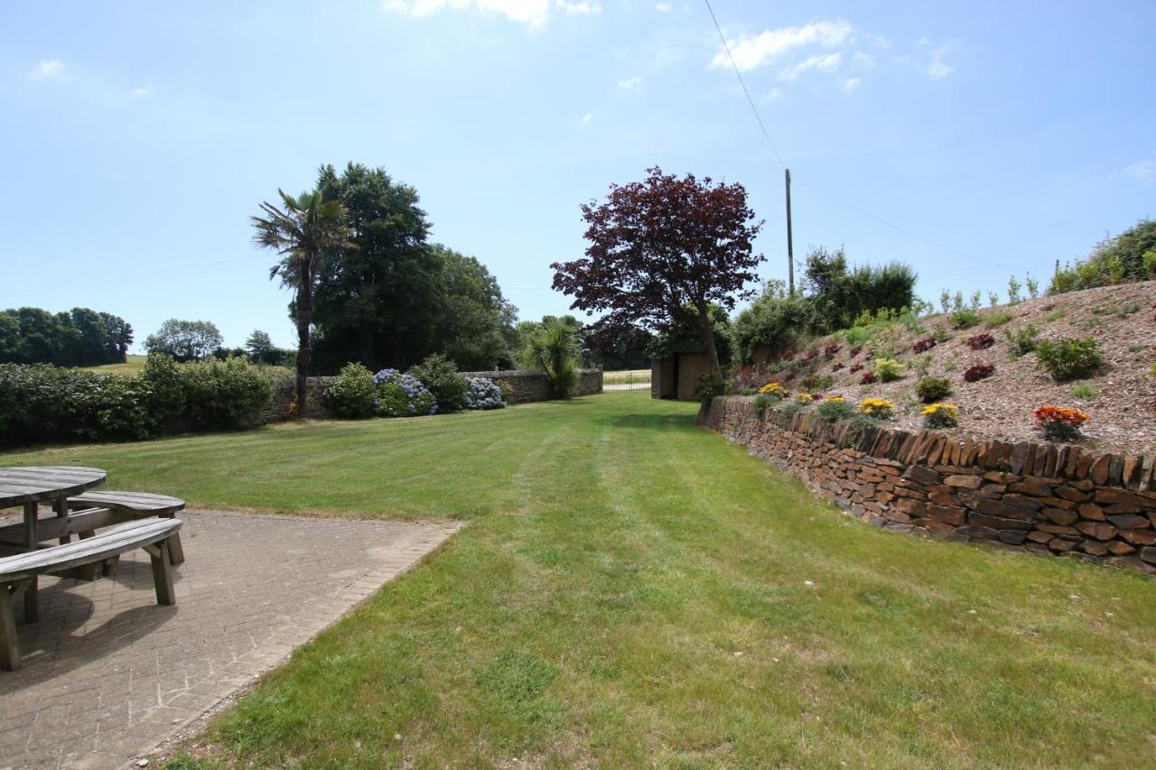 Trenona Farm Holidays Truro Esterno foto